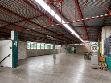 VENTA DE ALMACÉN INDUSTRIAL - SAN LUIS