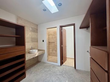 casa en venta en lomas de Chapultepec entrega inmediata