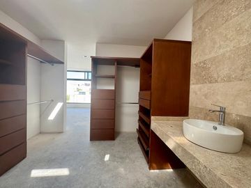casa en venta en lomas de Chapultepec entrega inmediata