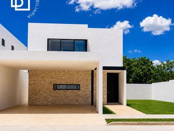 Casa en venta o renta en privada residencial dentro de Temozón Norte, Mérida