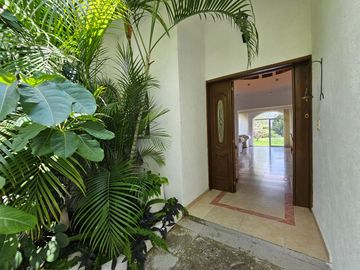 BALCONES JURIQUILLA EXCELENTE RESIDENCIA EN UN SOLO NIVEL RENTA Y VENTA 673M2 DE TERRENO Y  423 M2 DE CONSTRUCCIÓN