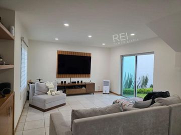 CASA EN VENTA LA TIJERA TLAJOMULCO