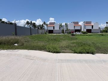 Lote 182 · 331.78 m² · Precio de oferta $4,300,000 MXN · Nuevo Nayarit. karakal