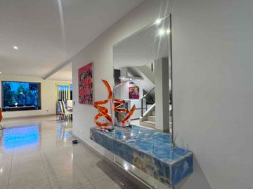alquilo casa en urbanización exclusiva vía a la costa