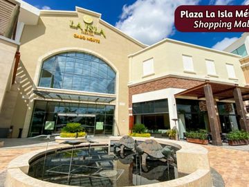 Casa con alberca privada, casa club, Yucatán Country Club, en venta