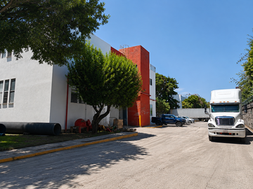 Bodega en renta, Parque Industrial sobre Periférico Norte