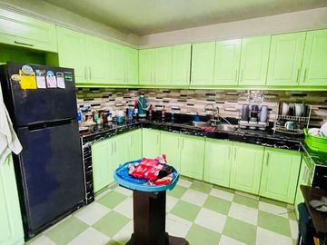 FOR SALE: 11-Bedroom Single-Family House in Gagalangin, Manila City