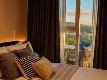 The Spinnaker Premium 2-Bedroom Condominium for Sale in Laiya, San Juan, Batangas | Landco