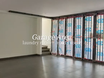 DIJUAL RUMAH CANTIK LUAS DI HOOK 5 KAMAR TIDUR DI LAUREL, NAVA PARK