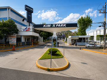 Bodega en Renta: 2,356 m² en Parque Industrial sobre Periférico Norte