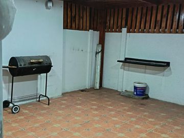Se vende acogedora y luminosa casa ideal para la vida familiar