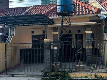 DIJUAL RUMAH STRATEGIS BISA JADI RUKOST 11 KMR LT 3 , JL SAYANG , JATINANGOR