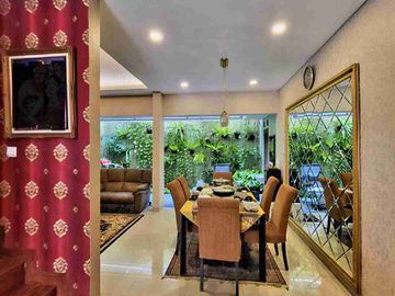 rumah cantik di lokasi premium di condet,jkt tim