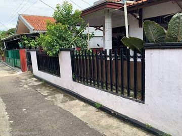 RUMAH LAMA TANAH LUAS di CIGANJUR JAGAKARSA JAKARTA SELATAN