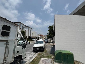 Terreno en Venta en Zona Sur (Privada Los Franciscanos) en Santiago Nuevo León