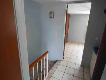 VENTA CASA EN COTO RESIDENCIAL. PARQUES. ZAPOPAN.