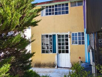 Casa en venta en San Pablo de las Salinas, Tultitlán | Excelente opción para primera vivienda 2 recámaras y 1 baño