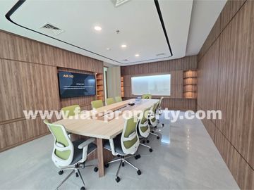 MURAH!Disewakan office space di ST MORITZ,Lippomal Puri,JakBar 377m2 fully furnished