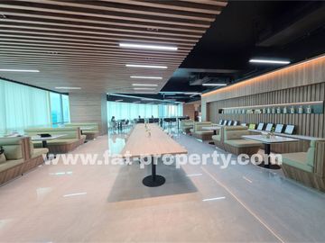 MURAH!Disewakan office space di ST MORITZ,Lippomal Puri,JakBar 377m2 fully furnished