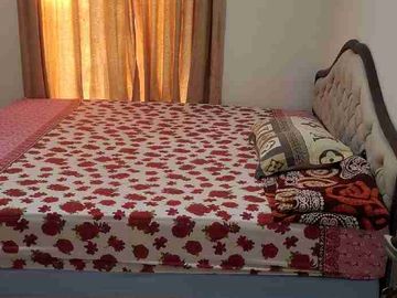 DISEWAKAN RUMAH FULLFURNISH SIAP HUNI DALAM PERUMAHAN WIKA
