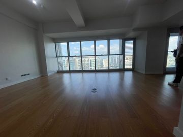 For Rent: 3BR with 2 Parking at The Seasons Residences for 260K/mo!