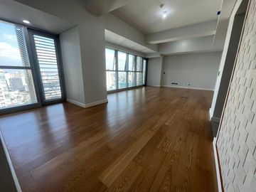 For Rent: 3BR with 2 Parking at The Seasons Residences for 260K/mo!