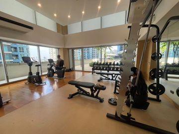 For Rent: 3BR with 2 Parking at The Seasons Residences for 260K/mo!