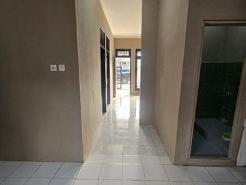 Jual Rumah 1 Lantai Baru Renovasi Siap Huni di Andrawina, Dekat Universitas Pamulang, RS, Sekolah, KRL Rawa Buntu, Pusat Kuliner & Area Serpong