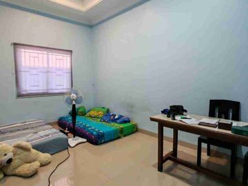 Wilson Dijual cepat rumah 2 lantai uk 9x10 poris indah
