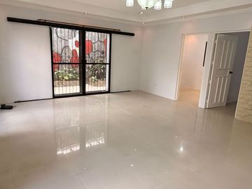 For Sale!  2-storey 5BR House and Lot in Palmera Springs 1, Camarin, Caloocan City