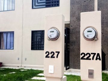 RENTA DE CASA AMUEBLADA EN VIÑEDOS 2 SALIDA LEON SILAO