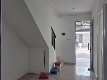 Dijual Rumah Siap Huni di Graha Raya Cluster Fortune Terrace