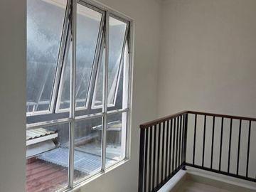 Dijual Rumah Siap Huni di Graha Raya Cluster Fortune Terrace