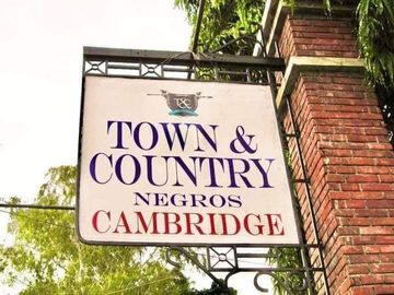 House & Lot in TOWN and COUNTRY CAMBRIDGE Talisay : OK for FINANCING - Clean Title