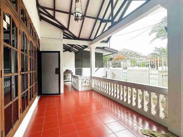 LUAS 242 Meter Rumah DI PULOMAS JAKTIM JUAL MURAH CEPAT NEGO LANGSUNG OWNER SAMPE DEAL