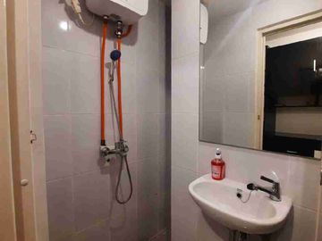 di sewakan apartemen tokyo type studio furnished view pool