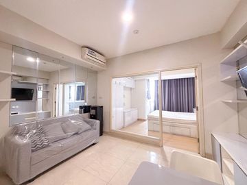 sewa apartemen 1 kamar skandinavia sebelah tangcity mall kota tangerang