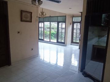 Dijual dan Disewakan Rumah Besar di Jatiwaringin Pondok Gede Bekasi