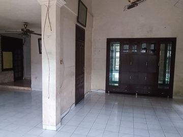 Dijual dan Disewakan Rumah Besar di Jatiwaringin Pondok Gede Bekasi