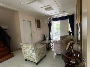 Dijual cepat rumah hoek dalam cluster grand galaxy city bekasi