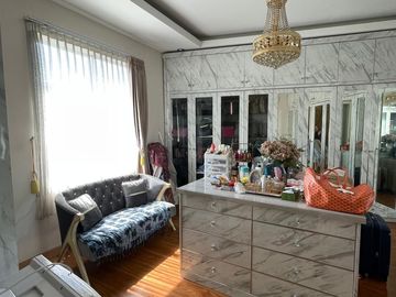 Dijual cepat rumah hoek dalam cluster grand galaxy city bekasi