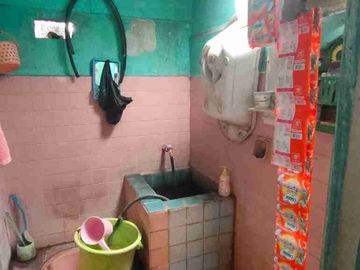 DIJUAL – Rumah Lahan Luas 323 m² Dekat Stasiun Bekasi 🏠🚆✨