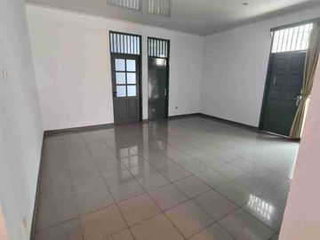 Disewakan. Rumah siap Huni di Kemang Pratama 1. Bekasi Kota