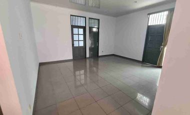 Disewakan. Rumah siap Huni di Kemang Pratama 1. Bekasi Kota