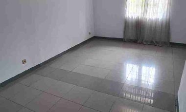 Disewakan. Rumah siap Huni di Kemang Pratama 1. Bekasi Kota