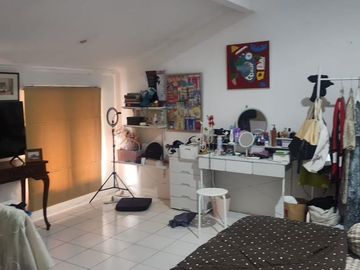 DIJUAL BU RUMAH SIAP HUNI 2 LANTAI DI JATIWARINGIN PONDOK GEDE BEKASI
