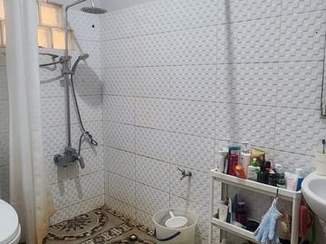 DIJUAL BU RUMAH SIAP HUNI 2 LANTAI DI JATIWARINGIN PONDOK GEDE BEKASI