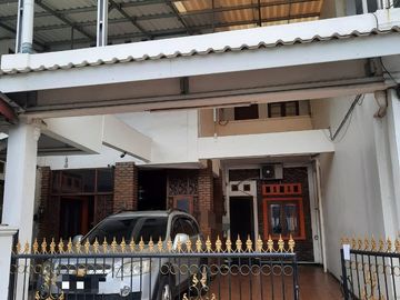 DIJUAL BU RUMAH SIAP HUNI 2 LANTAI DI JATIWARINGIN PONDOK GEDE BEKASI