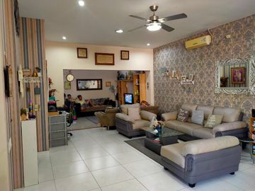 Butuh Uang! Jual Cepat Rumah 2 Lantai Cluster Alamanda, Cakung, Jakarta Timur, 029