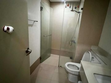 Arya Residences Tower 1 | 2BR Unit | 138 sqm | Balcony & Parking | ₱170K